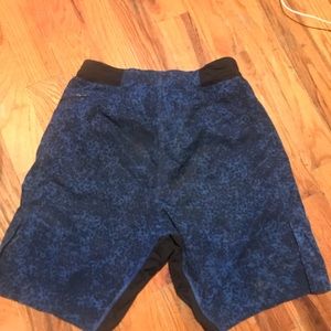 Lululemon size medium training gym shorts medium